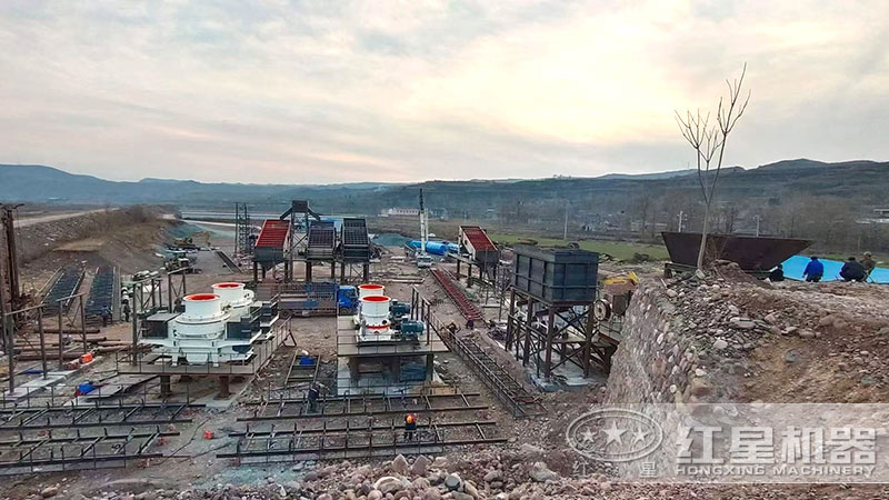 該客戶機制砂生產(chǎn)現(xiàn)場屬于大型，費用在180萬左右