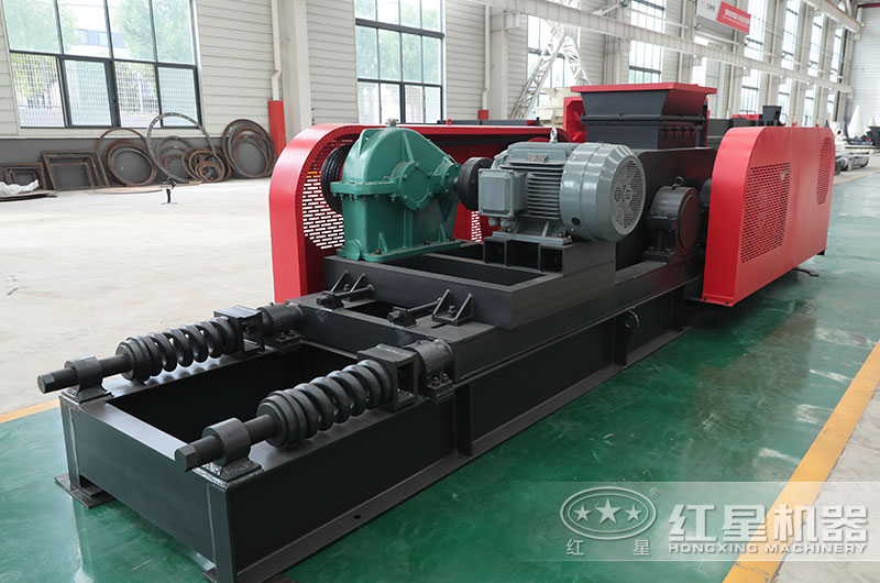 對輥式煤矸石破碎機(jī)圖片