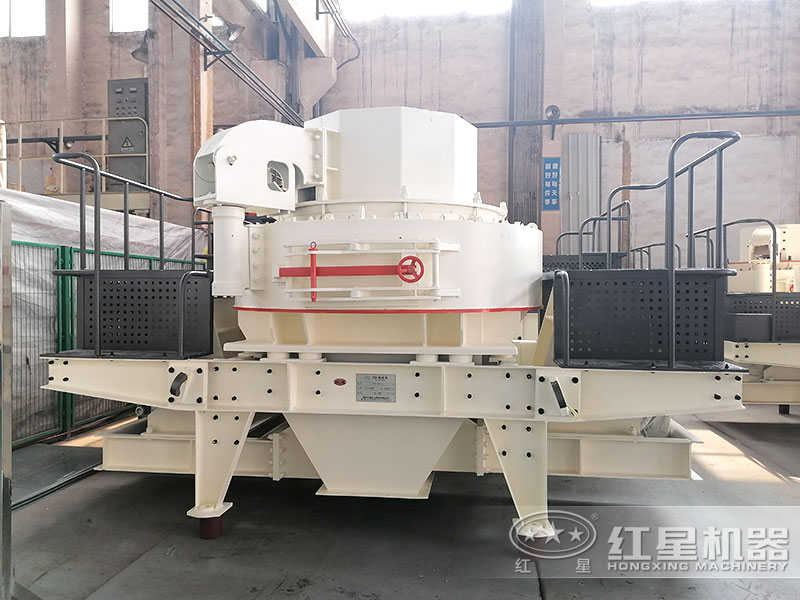 進(jìn)料尺寸為硬料：35mm,軟料30mm，處理能力120-180t/h，雙電機(jī)功率為4p 110kw