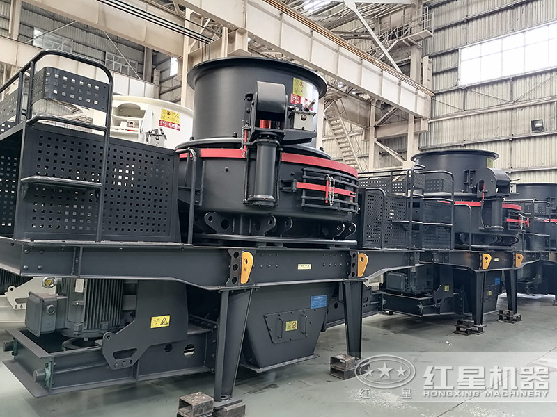 TK8618型制砂機(jī)生產(chǎn)能力為120-250t/h，電機(jī)功率為4p 2×90KW