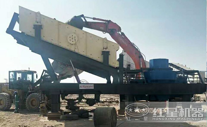 大型移動打沙機一體化作業(yè)生產現(xiàn)場