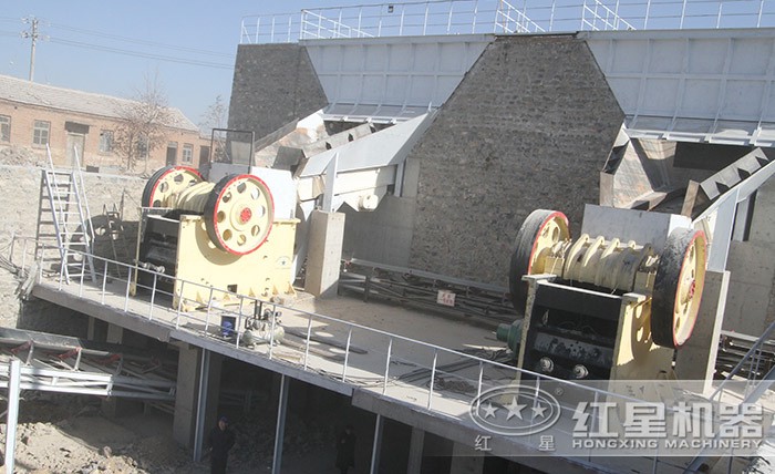 紅星鄂破機生產現(xiàn)場圖