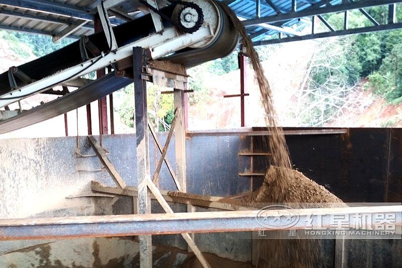 移動式制砂機現(xiàn)場物料展示