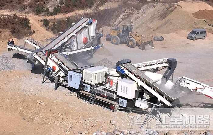 河北客戶(hù)輪胎式圓錐式移動(dòng)破碎站設(shè)備客戶(hù)現(xiàn)場(chǎng)