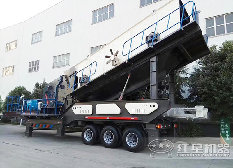 掛上車頭就能跑，輕松穿越平地、山路、沼澤