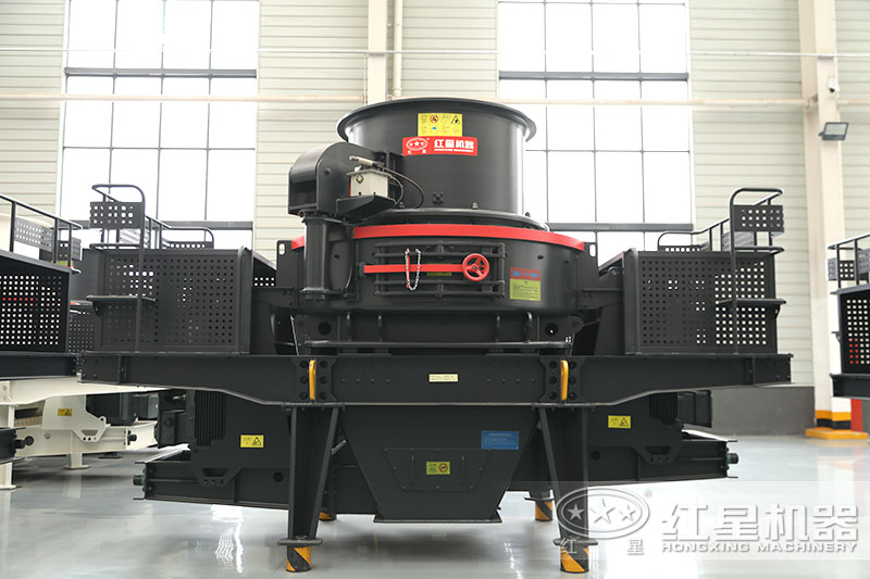 細(xì)碎制砂機出料粒形好，級配連續(xù)